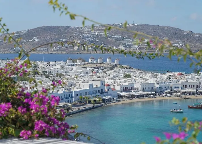 Villa Dream Views, Steps Away From