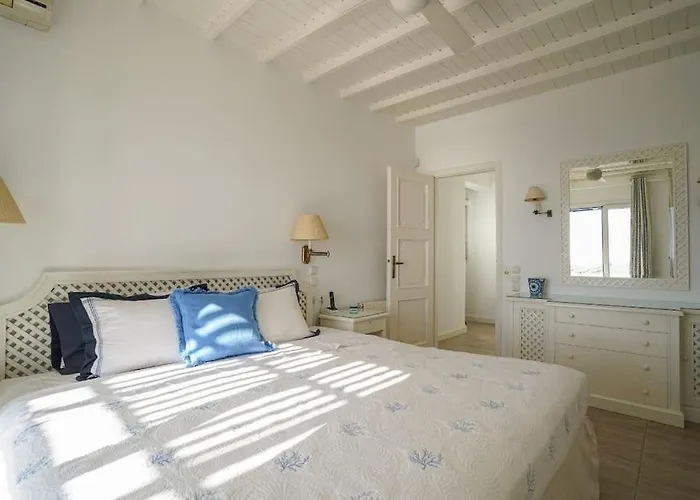 Dream Views, Steps Away From Villa Mykonos Town