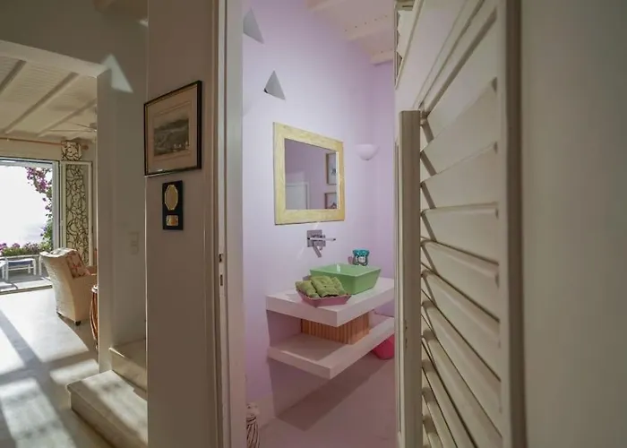 Dream Views, Steps Away From * Mykonos Town