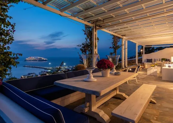 Villa Dream Views, Steps Away From