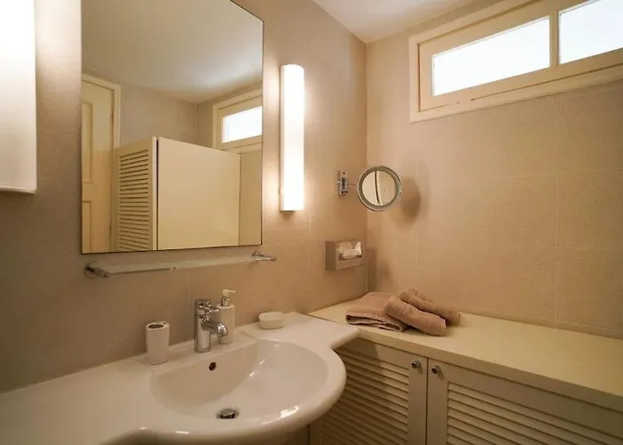 Dream Views, Steps Away From *