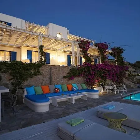 Dream Views, Steps Away From Vila