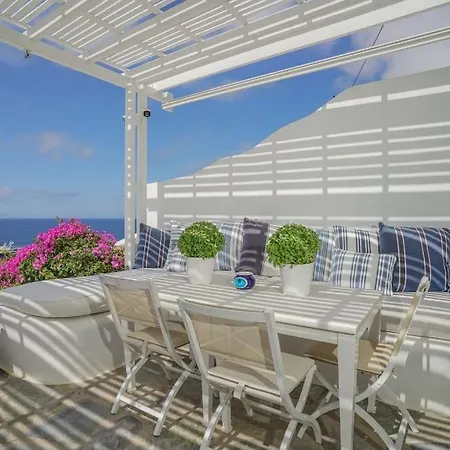 Villa Dream Views, Steps Away From Mykonos Town