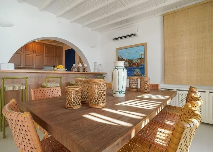 Vila Dream Views, Steps Away From *