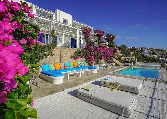 Vila Dream Views, Steps Away From *