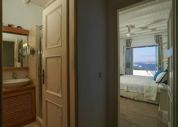 Vila Dream Views, Steps Away From