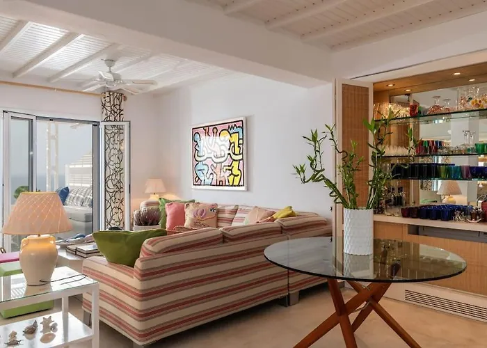 Vila Dream Views, Steps Away From Mykonos Town